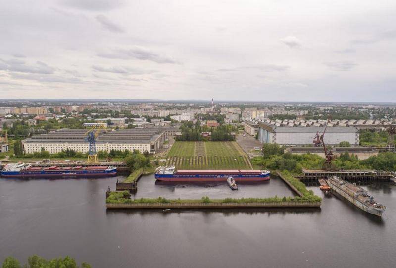 Telakka "Krasnoye Sormovo" on valmis palaamaan sukellusveneiden rakentamiseen