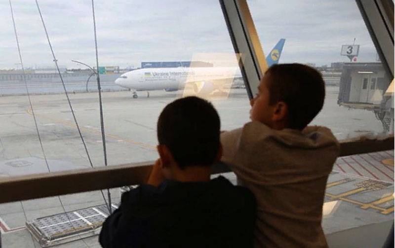 Украинскому премьеру пришлось объясняться, почему авиакомпания не отменила рейс Тегеран-Киев