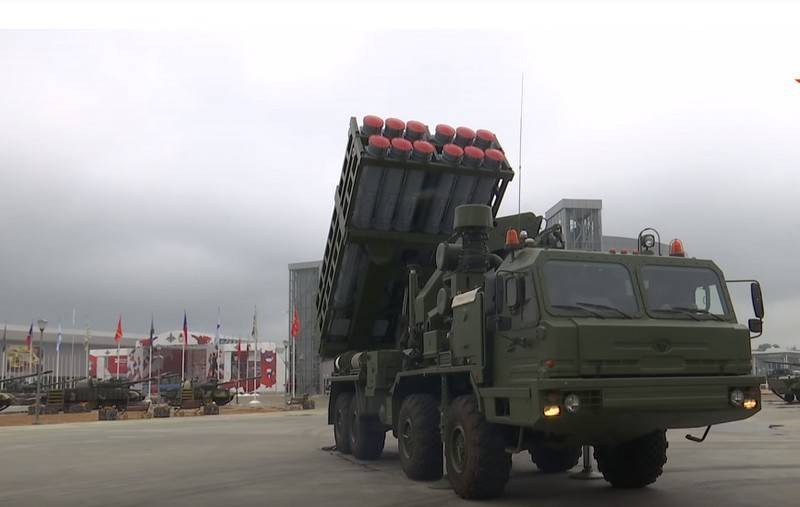 El primer disparo del sistema de misiles de defensa aérea S-350 Vityaz tuvo lugar en un campo de tiro en la región de Astrakhan