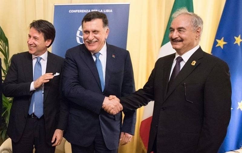 Sarraj ameaça Haftar com o convite à Líbia de forças internacionais sob os auspícios da ONU