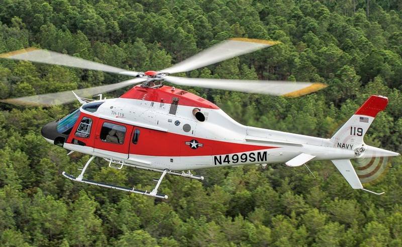 Marinha dos EUA seleciona novo helicóptero de treinamento