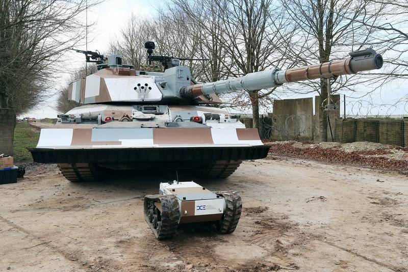 Die Briten stellten den neuen Challenger 2-Panzer für den Einsatz in städtischen Umgebungen vor