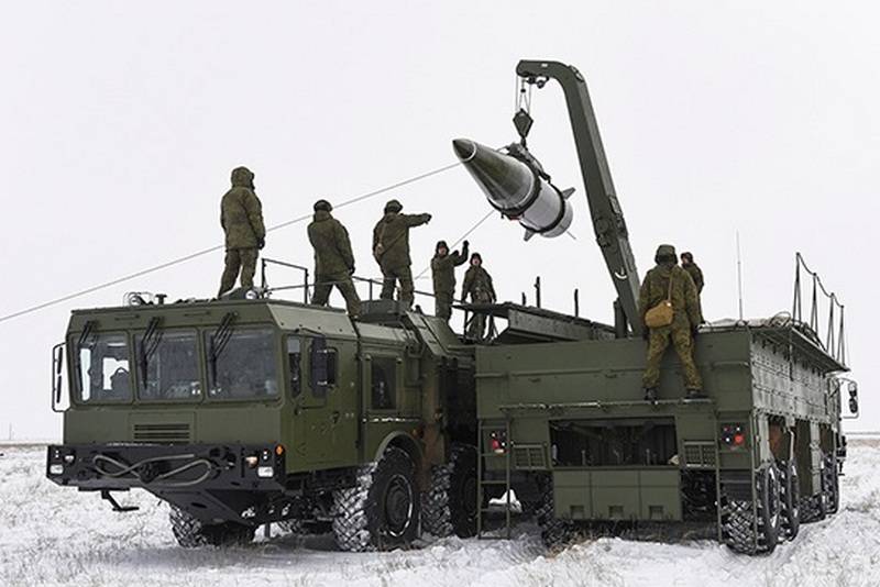 Exercises for the delivery of special ammunition for the OTRK Iskander-M were held at the BBO