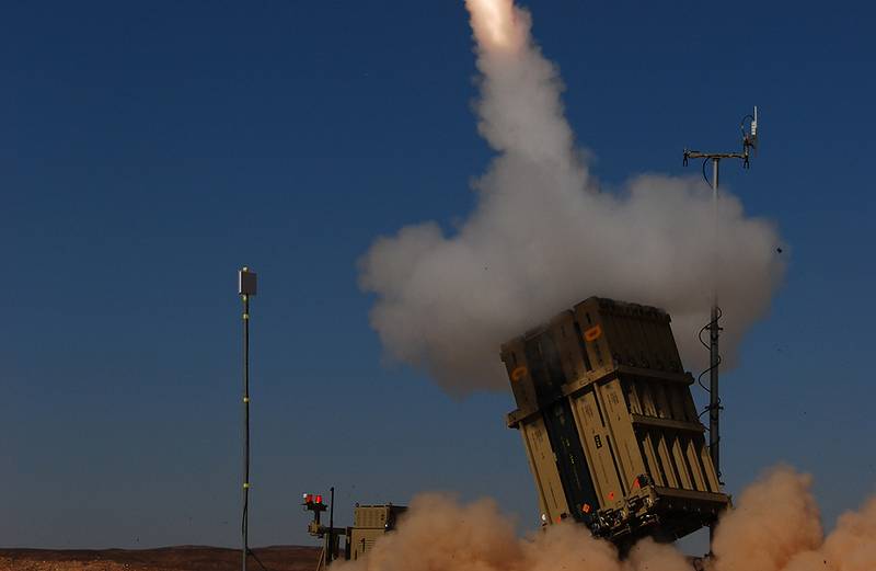 Israel verbessert das Iron Dome Air Defense / Missile Defense System