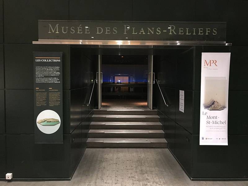 „Ich kann alles von oben sehen, du weißt es!“ Museum für Pläne und Reliefs in Paris