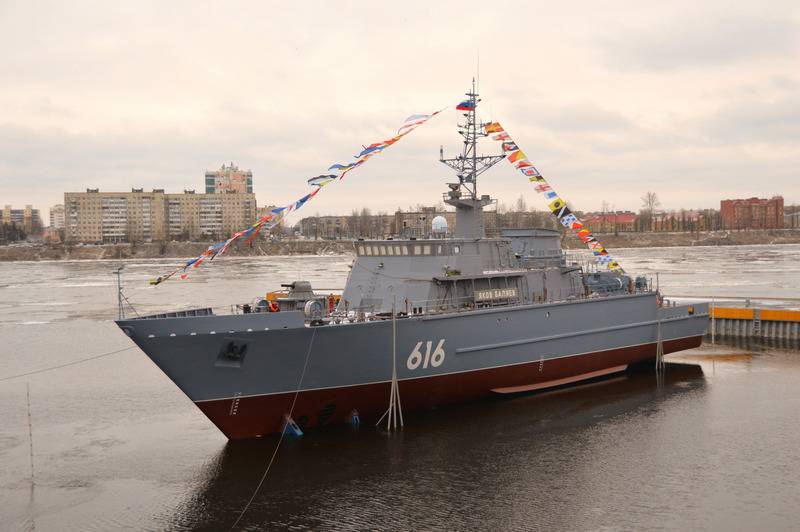 Lancement du projet 12700 dragueur de mines en mer Yakov Balyaev à Saint-Pétersbourg