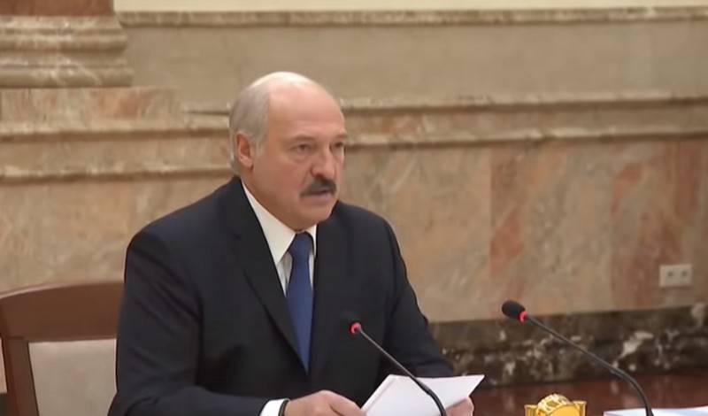 Lukashenko instruído a iniciar negociações sobre o fornecimento de petróleo do Cazaquistão