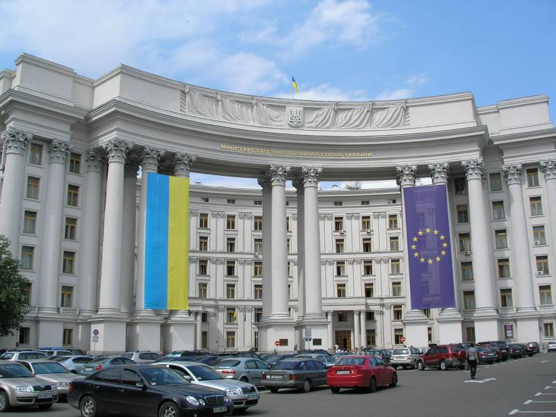 В украинском МИД закрыт отдел, отвечавший за противодействие «российской угрозе»