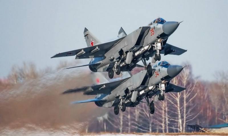 Deniz havacılığı Pasifik Filosu yeni bir yükseltilmiş MiG-31BM aldı