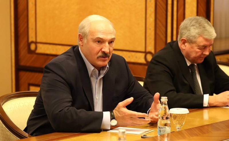 Lukašenko: Venäjän viranomaiset yrittävät liittää Valko-Venäjän