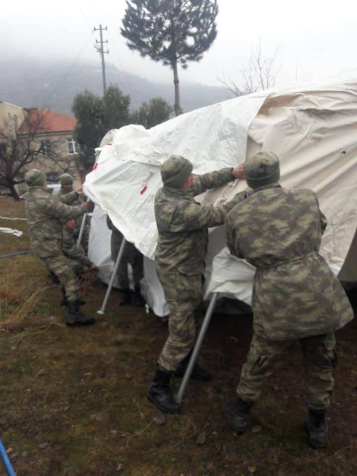 NATO kuvvetleri Suriye'nin İdlib eyaletinde Türkiye'ye yardım etmeyecek