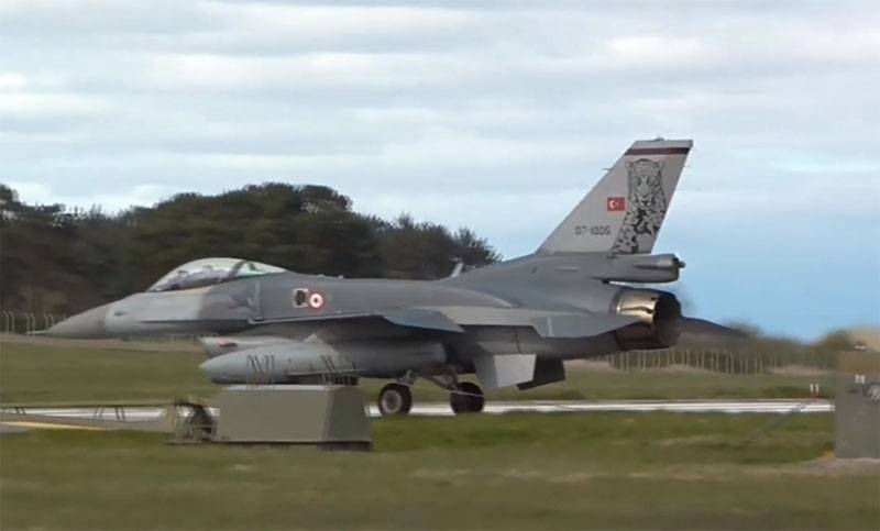 Su-34 confronts F-16 in the Russian conflict 