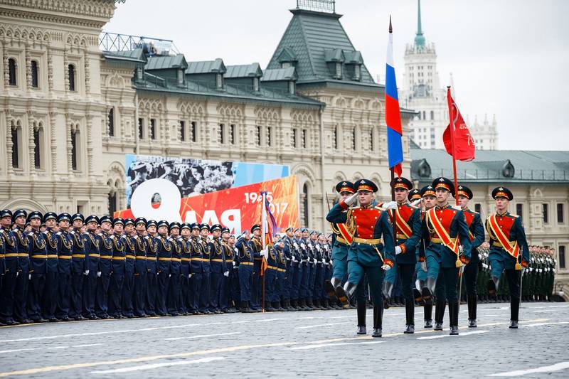 Estados Unidos y Gran Bretaña no pueden decidir un viaje a Moscú para el Desfile de la Victoria