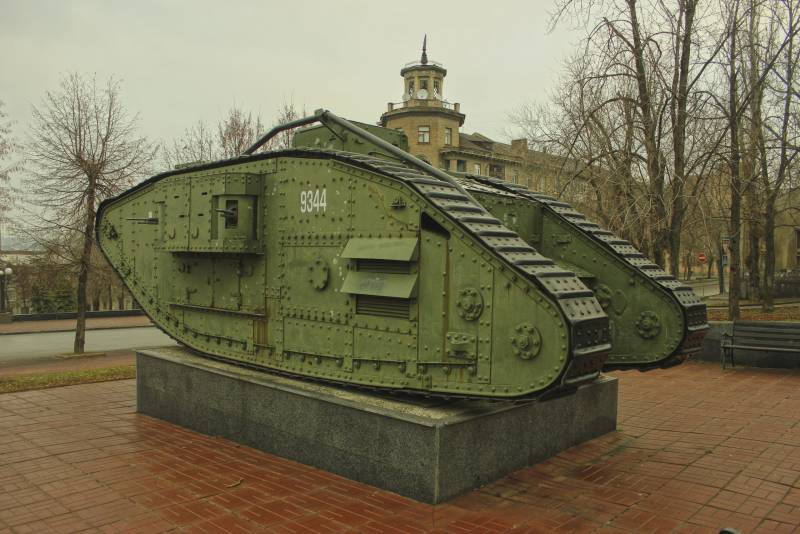 Живые русские ромбы. Самый знаменитый танк Великой войны на просторах бывшего СССР