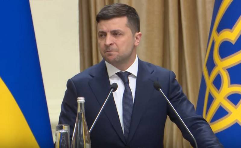 Zelensky a averti de la "bonne réponse" des forces armées aux bombardements dans la zone DUS