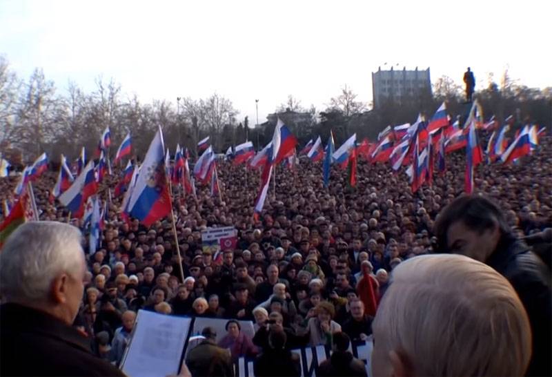 국가의 자존심의 날 : 러시아와 크림 통일 날짜로부터 XNUMX 년