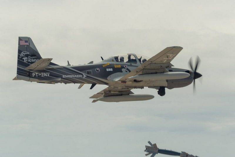 Força Aérea dos EUA comprará aeronaves A-29 Super Tucano e AT-6 Wolverine