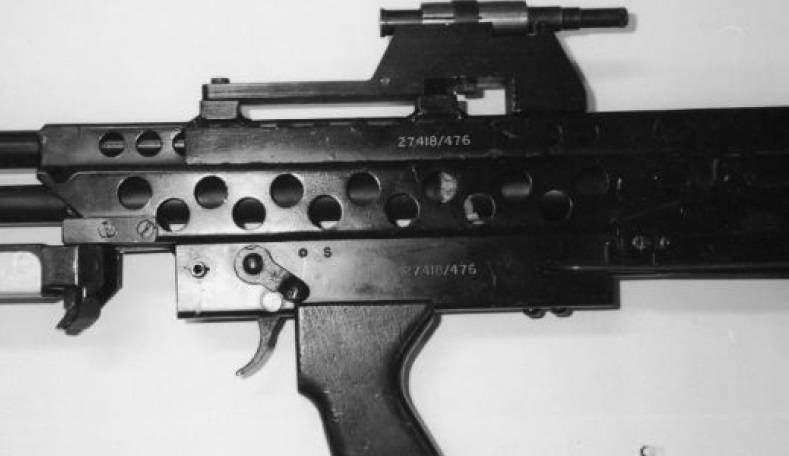 Stoner 63: mousqueton de survie et fusil Bullpup