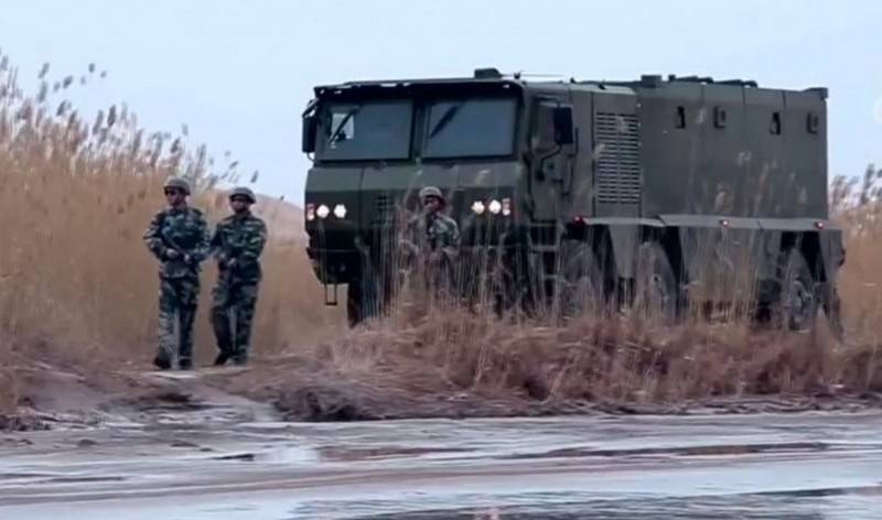 The PLA adopted the new armored car VP22