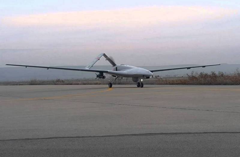 Outro UAV turco Bayraktar TB2 abate na Líbia