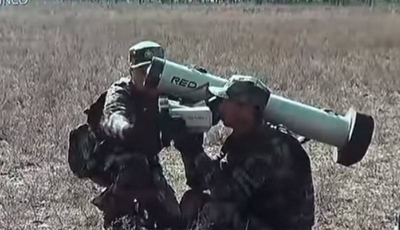 China begann mit der Exportlieferung eines Klons des amerikanischen Javelin ATGM