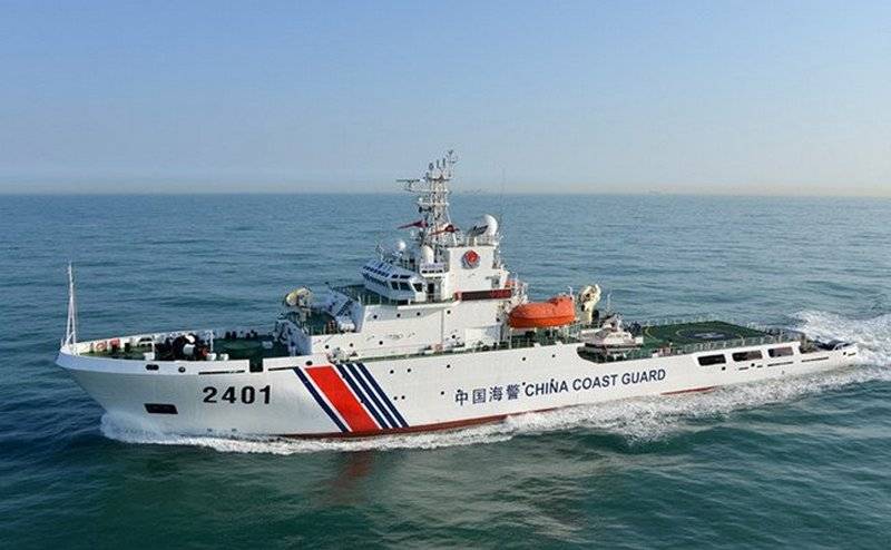 Coast guard Ship of China sank a Vietnamese boat from disputed Islands