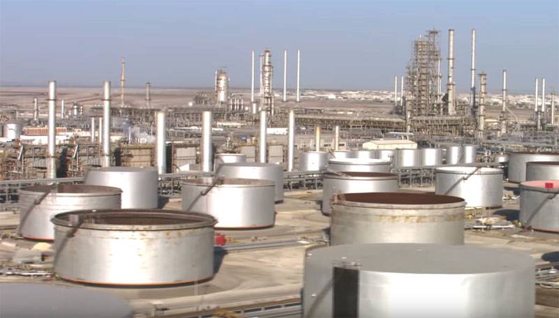 En Occident: le prince bin Salman a déclenché une «guerre du pétrole» au milieu d'une série de problèmes non résolus pour Riyad