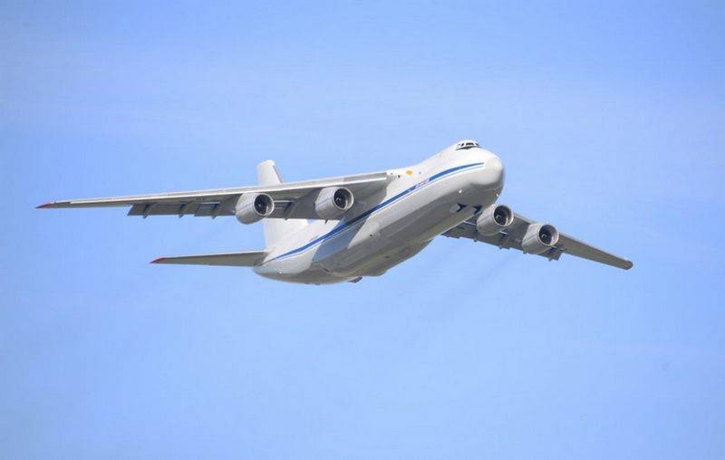 VKS ripristinerà l'aeronavigabilità di altri due aerei An-124 Ruslan