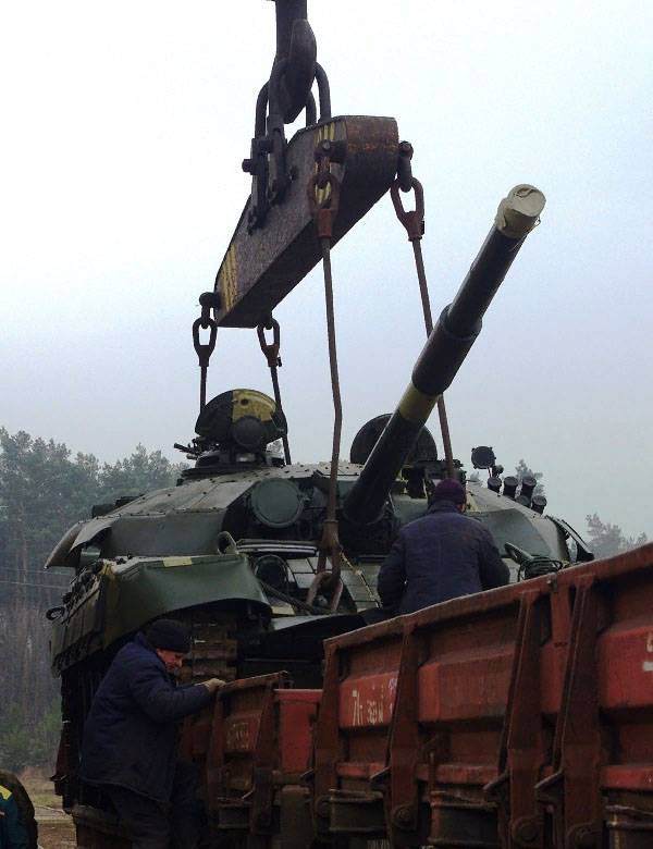 “Ekstra bir cıvata koyacaklar ve zaten modernizasyon hakkında bağırıyorlar”: uzmanlar Silahlı Kuvvetler için T-72 tankları hakkında konuştu
