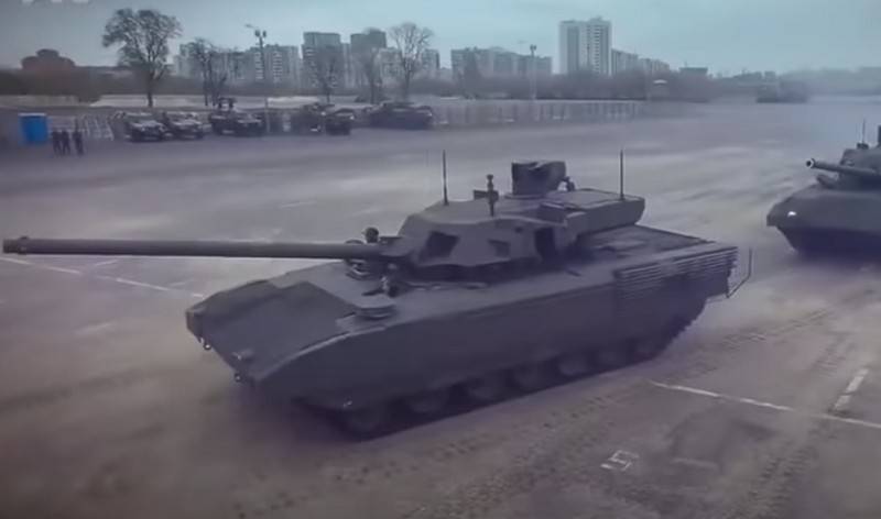 Em Kiev, anunciou a origem ucraniana do T-14 Armata