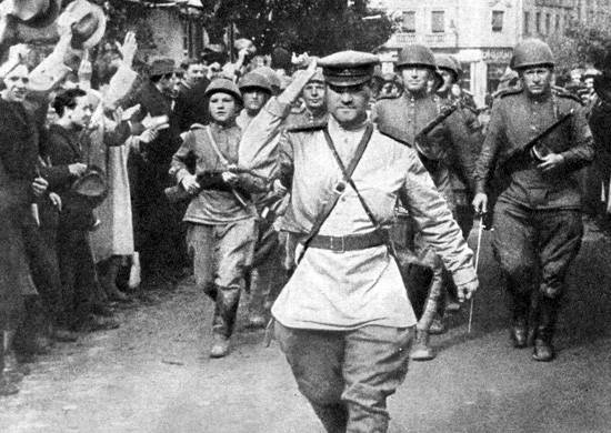 “We knew you were coming!” How liberated Europe met our warriors