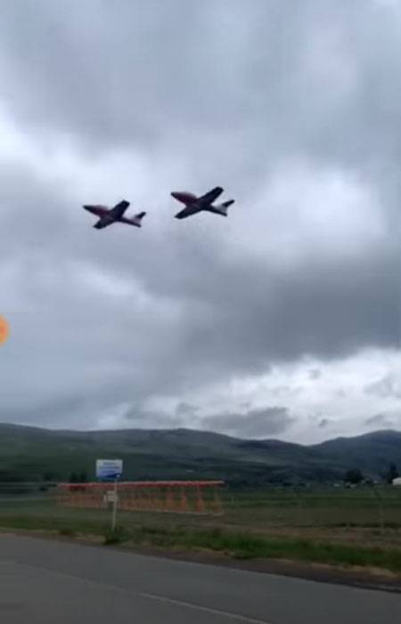 Aircraft of the Canadian aerobatic team crashed into a residential area north of Vancouver