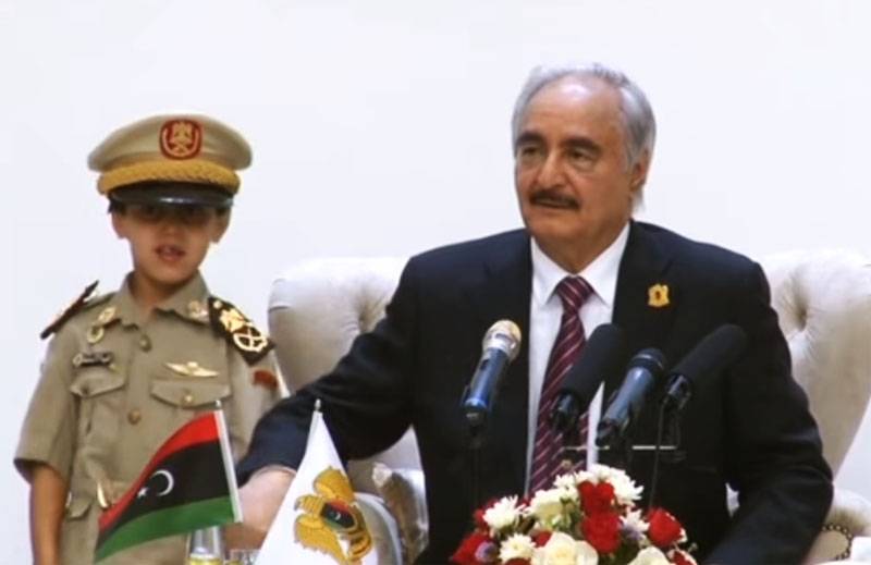 Mariscal Haftar: Lucharemos contra el colonialismo turco.