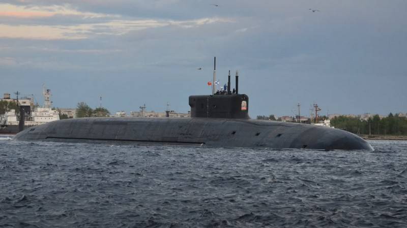 Cruzador submarino nuclear do projeto 955A "Prince Vladimir" transferido para a frota