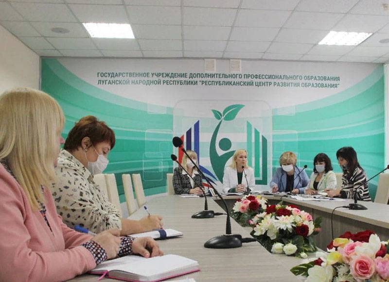 Русский язык в ЛНР стал единственным государственным