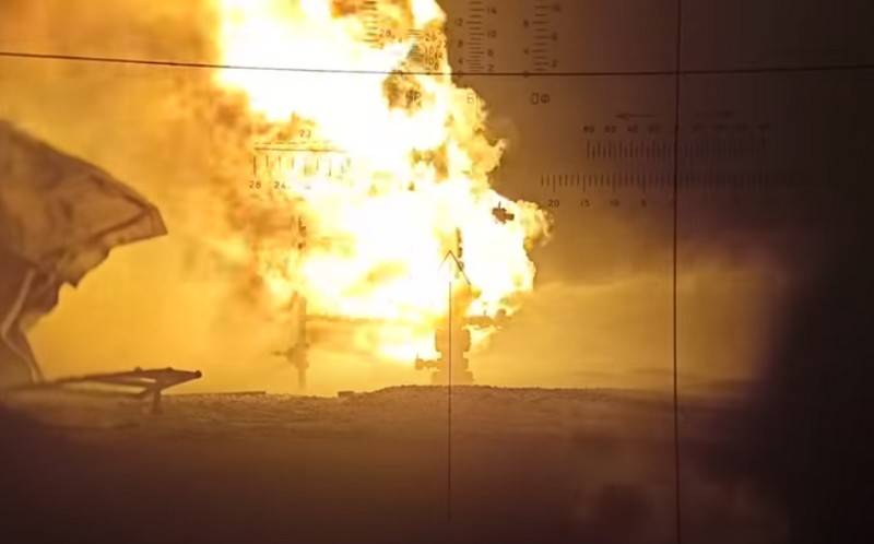 Une vidéo montrant comment éteindre un feu de pétrole avec le pistolet Rapira MT-12 est apparue sur le Web