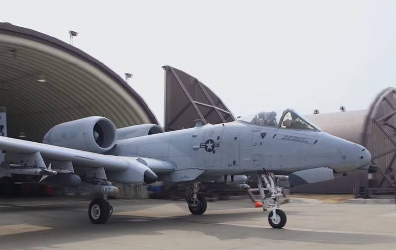 "Nog steeds dienen": senatoren verbieden het Pentagon om het aantal A-10-aanvalsvliegtuigen in 2021 te verminderen