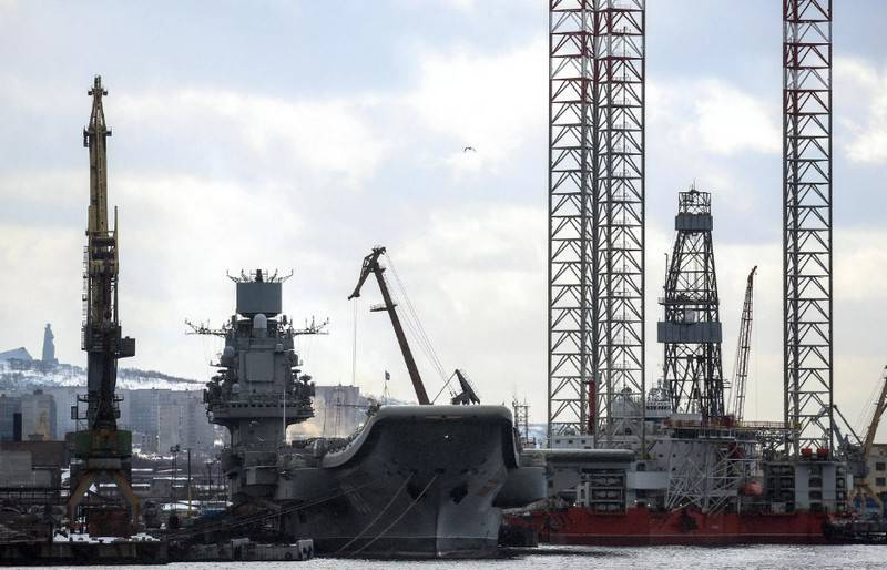 La reparación del "Almirante Kuznetsov" costará un poco más de un cuarto de billón de rublos