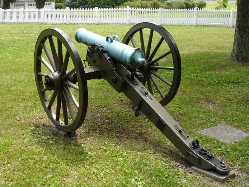 James and Sawyer cannons: rifled versus smoothbore