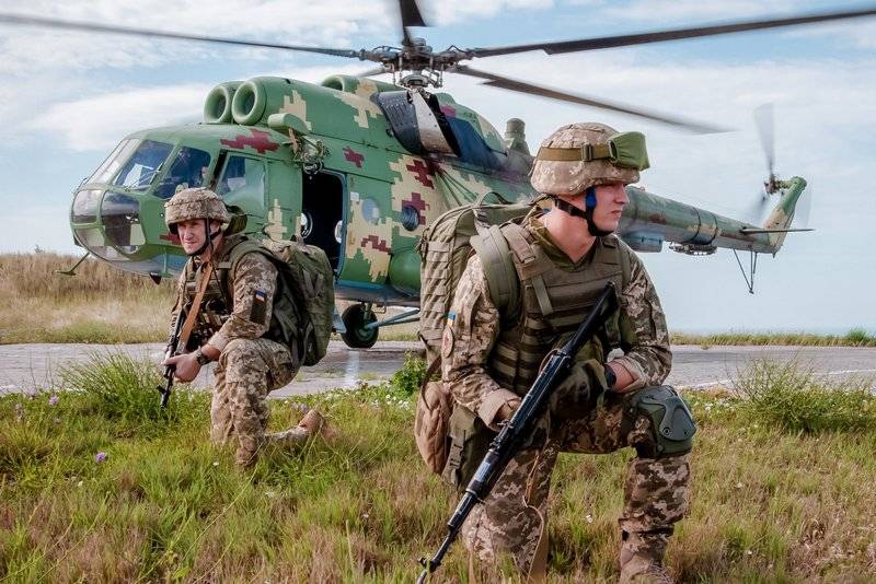 Nach NATO-Standards nur Uniform: In der Ukraine fanden Übungen des Marine Corps der Seestreitkräfte statt