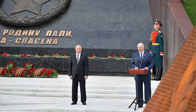 "No permitiremos disminuir la importancia de la Gran Victoria": Putin y Lukashenko participaron en la inauguración del Memorial de Rzhev