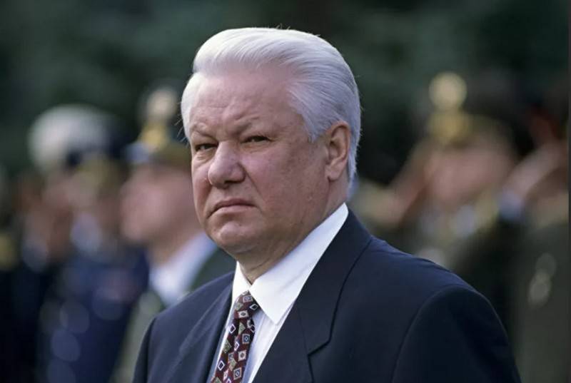 "Las elecciones más" sucias "en la historia de la nueva Rusia": hace 24 años, Boris Yeltsin fue reelegido para un segundo mandato