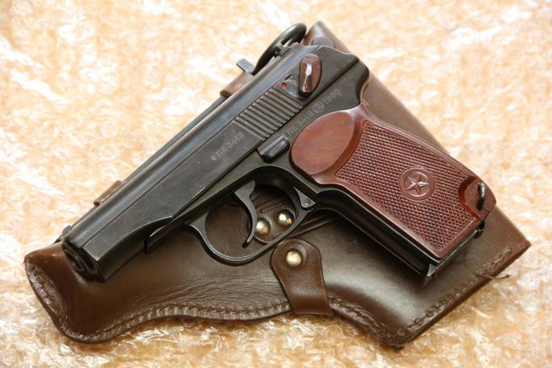 Estonia will supply Ukraine Makarov pistols to fight the "pro-Russian separatists"