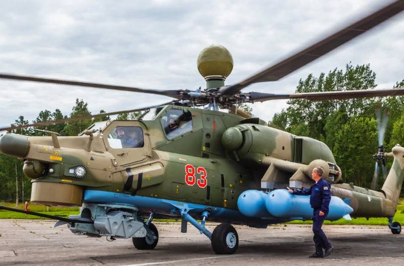 Ein Paar Kampftraining "Nachtjäger" Mi-28UB trat in die Leningrader Armee ein
