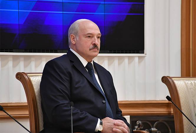 % 3 veya% 76: Lukashenko Belarus'ta ve ötesinde nasıl tedavi edilir