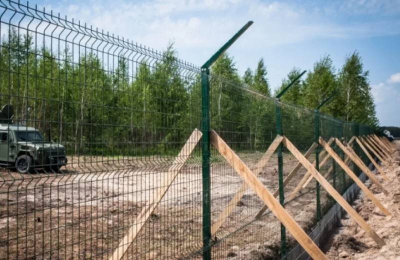 The state border service of Ukraine reported on the construction of the "wall of Yatsenyuk"