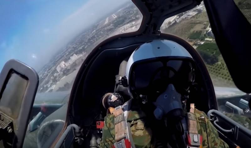 La rete ha un video del velivolo d'attacco di tiro Su-25SM3