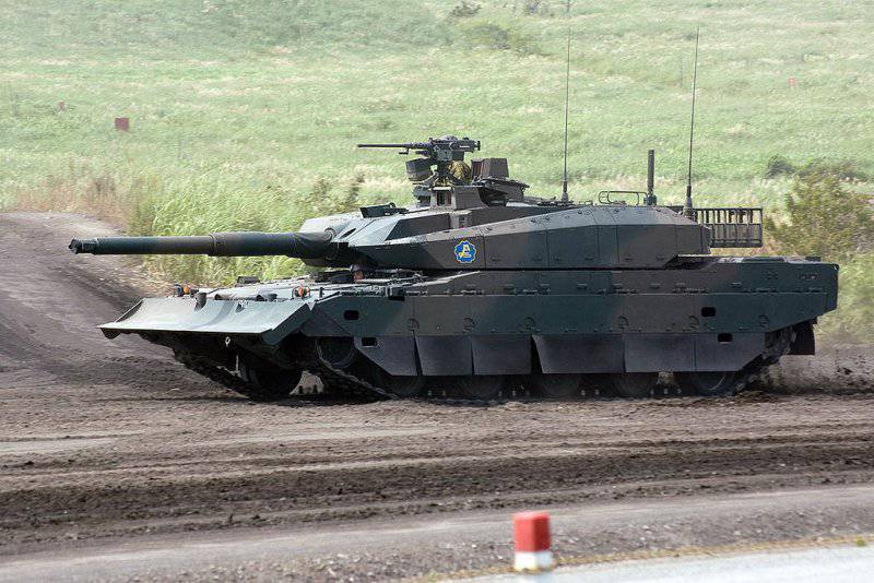 L'armée japonaise a d'abord montré un char de type 10 à l'intérieur