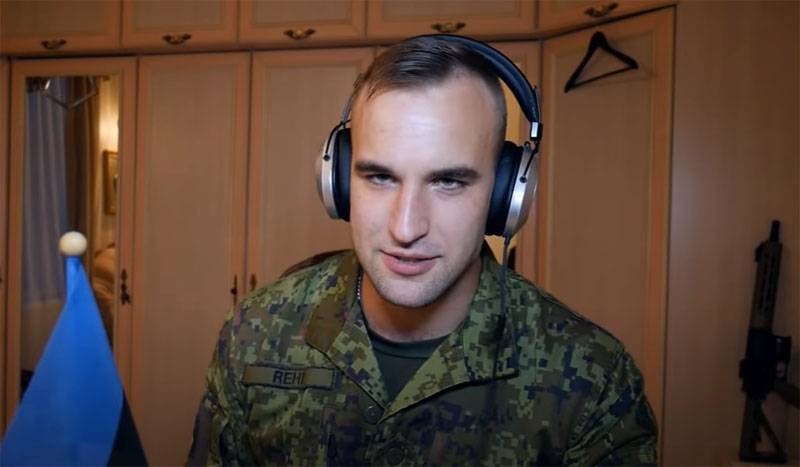 Estonian soldier cheered the actions of the hapless soldier of the US army