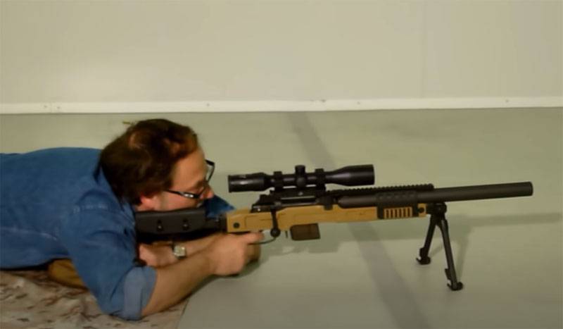 Comparação do rifle sniper SPR300 com o russo Vintorez e o DVL-10M Saboteur em termos de silêncio